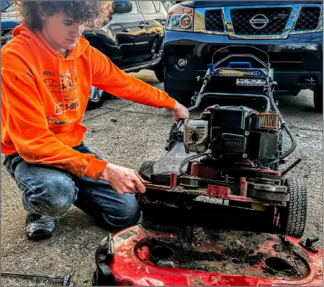 Small Engine Repair Omaha Shop